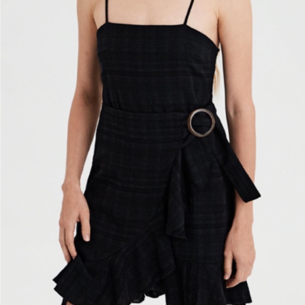 NWT American Eagle wrap black dress. Size M adjustable straps fit and flare.